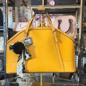 GUCCI Guccissima Patent
Leather Tote Bag GM sized Dome handbag